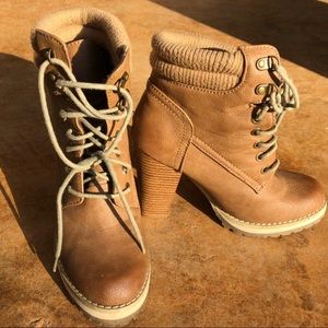 SUITE BLANCO BROWN HEELED BOOTS